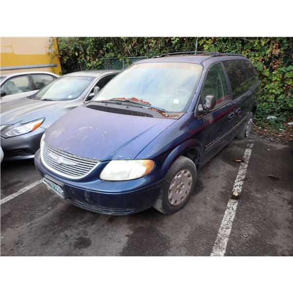 2001 Chrysler Town and Country