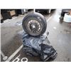Image 1 : SNOW TIRES
