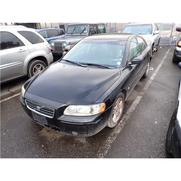 2005 Volvo S60