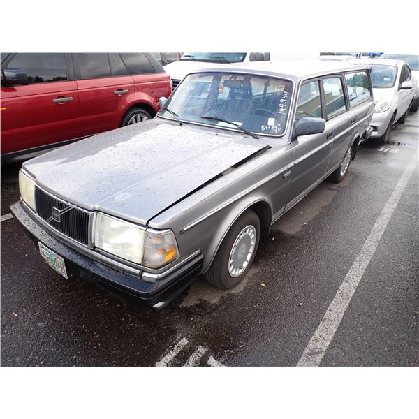 1990 Volvo 240DL