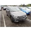 Image 2 : 2012 Volkswagen Tiguan