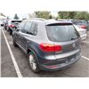 Image 4 : 2012 Volkswagen Tiguan