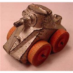 VINTAGE MANOIL NO. 95 TANK W/ WOOD WHEELS