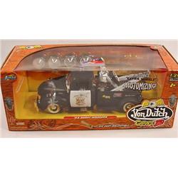 JADA VON DUTCH '53 CHEVY WRECKER IN ORIG. BOX