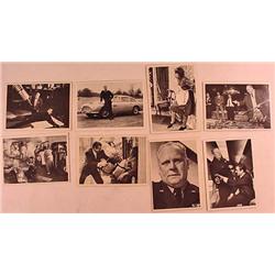 LOT OF 8 1965 JAMES BOND TRADING CARDS
