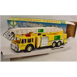 1996 COLLECTORS ED. BP AERIAL TOWER FIRE TRUCK IN 