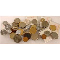LARGE LOT OF FOREIGN COINS