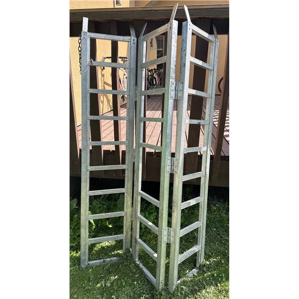 Folding Aluminum Loading Ramps