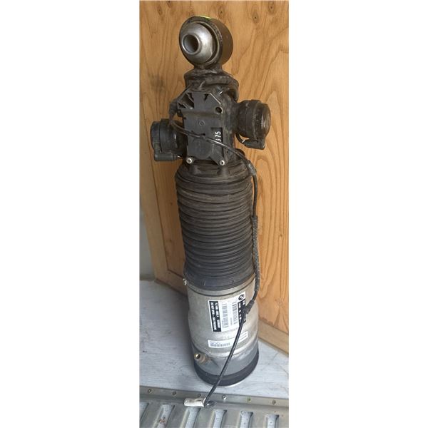 BMW Air Suspension Strut 37116785535