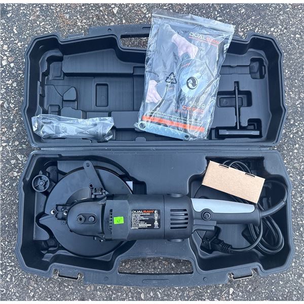 DualSaw Model CS 850 Circular Saw with Case and Accessories