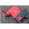 Image 5 : Hilti TE 6-C Rotary Hammer Drill Set with Bits and Dust Extractor