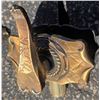 Image 8 : Vintage Brass Hardware and Light Fixtures Lot