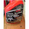 Image 8 : Automotive and Workshop Fluids, Sealants, and Cleaners Assortment