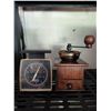 Image 2 : Kitchen Green Scale and Manual Coffee Grinder Set