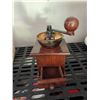Image 3 : Kitchen Green Scale and Manual Coffee Grinder Set