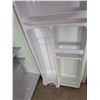 Image 5 : Danby Compact Refrigerator with Freezer Compartment, White