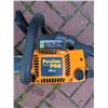 Image 3 : Poulan Pro 46cc 20" Gas Chainsaw