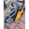 Image 4 : Poulan Pro 46cc 20" Gas Chainsaw