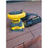 Image 3 : Power Tool Lot: DeWalt Sander, Black+Decker Sander, Porter Cable Saw, Weller Soldering Gun