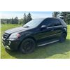 Image 1 : Mercedes-Benz ML 550 4MATIC SUV Black with Leather Interior
