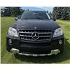 Image 2 : Mercedes-Benz ML 550 4MATIC SUV Black with Leather Interior