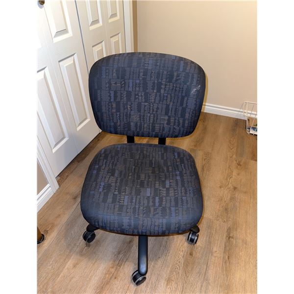 Black Fabric Upholstered Office Chair on Casters