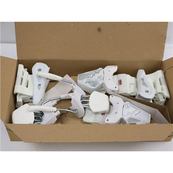 FIXATIONS DE SKI TYROLIA JRS 7.5GW CA 78MM FREIN BLANC