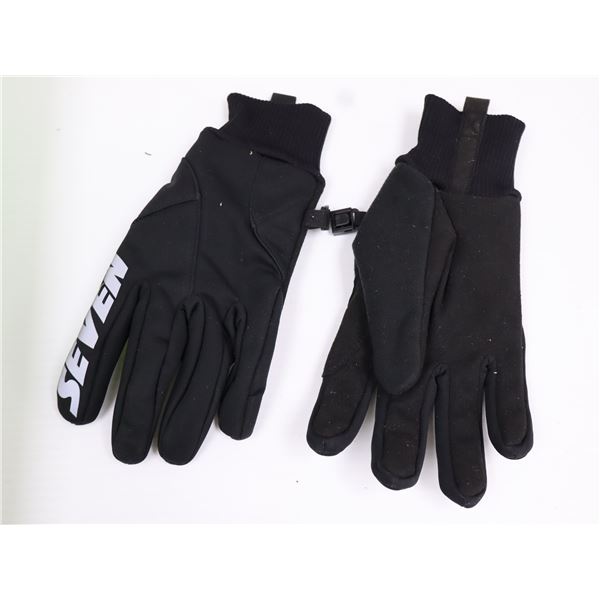 GANTS SEVEN PEAKS PETIT