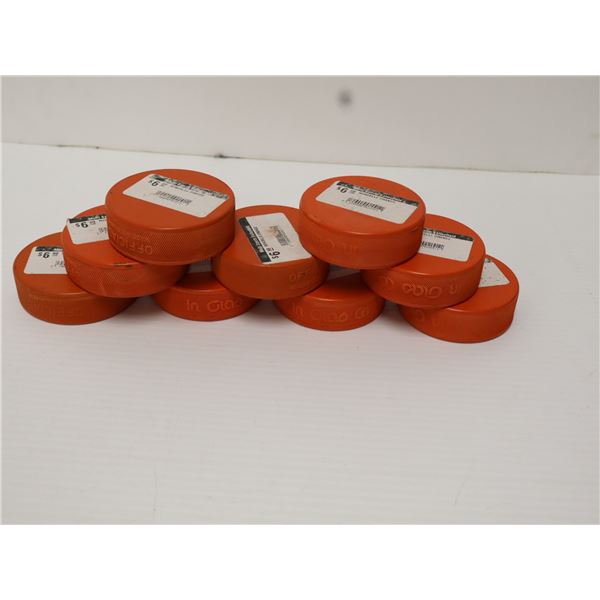 LOT DE 9 ORANGE RONDELLES DE HOCKEY