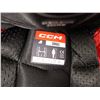 Image 3 : CCM JETSPEED FT6 JUNIOR PETIT CULOTTES DE HOCKEY -BLEU MARINE