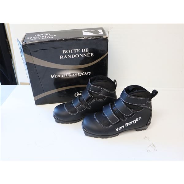 BOTTES DE SKI VAN BERGEN NNN ENFANT VELCRO POINTURE : 12