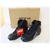 Image 1 : BOTTES DE SKI DE FOND ALPINA T5 POINTURE : 3