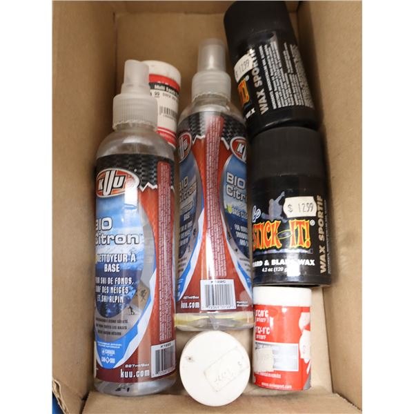LOT DE 7 PIÈCES DE ASSORTIS ARTICLES D’ENTRETIEN POUR SKIS
