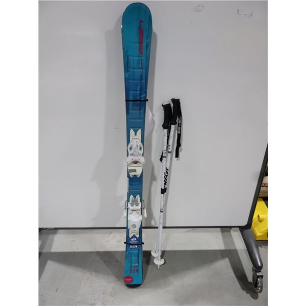 *USAGÉ* ELAN SKIS ALPINS 52" AVEC FIXATIONS ET BÂTONS