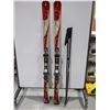 Image 1 : *USAGÉ* ATOMIC SKIS ALPINS 66" AVEC FIXATIONS ET BÂTONS