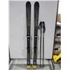 Image 1 : *USAGÉ* SEVEN PEAKS SKIS ALPINS 66" AVEC FIXATIONS ET BÂTONS