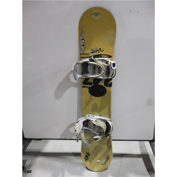 *USAGÉ*  52" PLANCHE À NEIGE