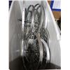 Image 3 : LOT DE 8 ROUES DE VÉLO ASSORTIS