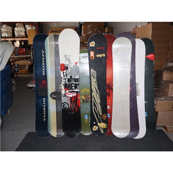 LOT DE 10 *USAGÉ* PLANCHE À NEIGE ASSORTIS SANS FIXATIONS