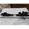 Image 4 : *USAGÉ* HEAD SKIS ALPINS 61" AVEC FIXATIONS ET BÂTONS