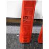 Image 3 : *USAGÉ* NORDICA SKIS ALPINS 64" AVEC FIXATIONS ET BÂTONS