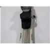 Image 6 : *USAGÉ* K2 SKIS ALPINS 63" AVEC FIXATIONS ET BÂTONS