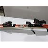 Image 4 : *USAGÉ* DYNASTAR SKIS ALPINS 63" AVEC FIXATIONS ET BÂTONS
