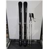 Image 1 : *USAGÉ* NORDICA SKIS ALPINS 61" AVEC FIXATIONS ET BÂTONS