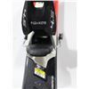 Image 5 : *USAGÉ* NORDICA SKIS ALPINS 32" AVEC FIXATIONS ET BÂTONS