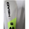 Image 2 : *USAGÉ* HEAD SKIS ALPINS 30" AVEC FIXATIONS ET BÂTONS
