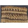 Image 12 : KLAMATH BASKETRY CYLINDER