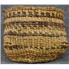 Image 9 : KLAMATH BASKETRY CYLINDER