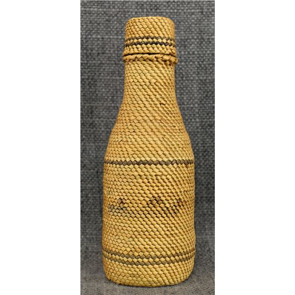 NOOTKA/ MACAW BASKETRY BOTTLE