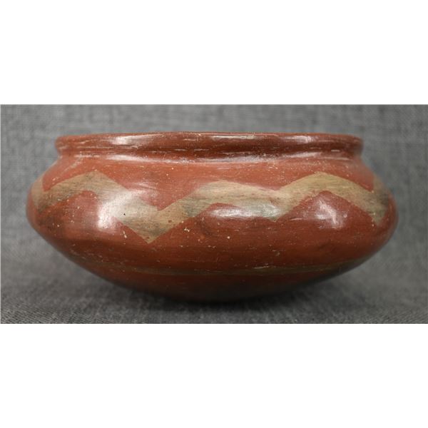PRE-COLUMBIAN POTTERY JAR